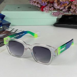 OFF WHITE Sunglasses 213